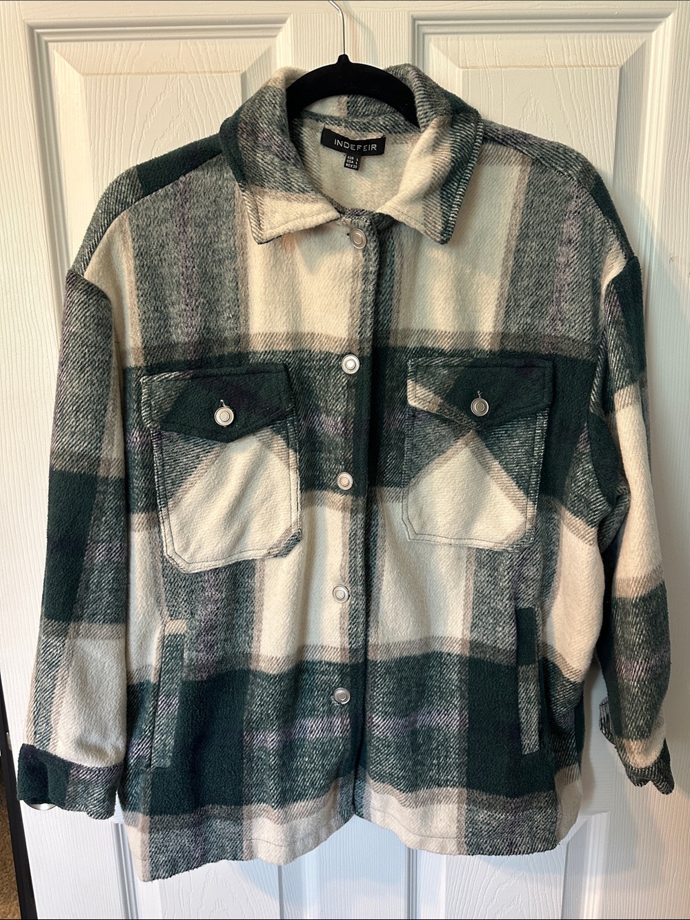 Women's Green & Cream Plaid Shacket
